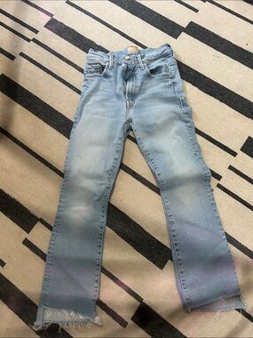 MOTHER - The Insider Crop Step Fray - Limited Edition